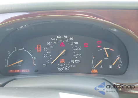 1999 Saab 9-3 Se z USA, uszkodzony, nr VIN YS3DF55P3X2062289